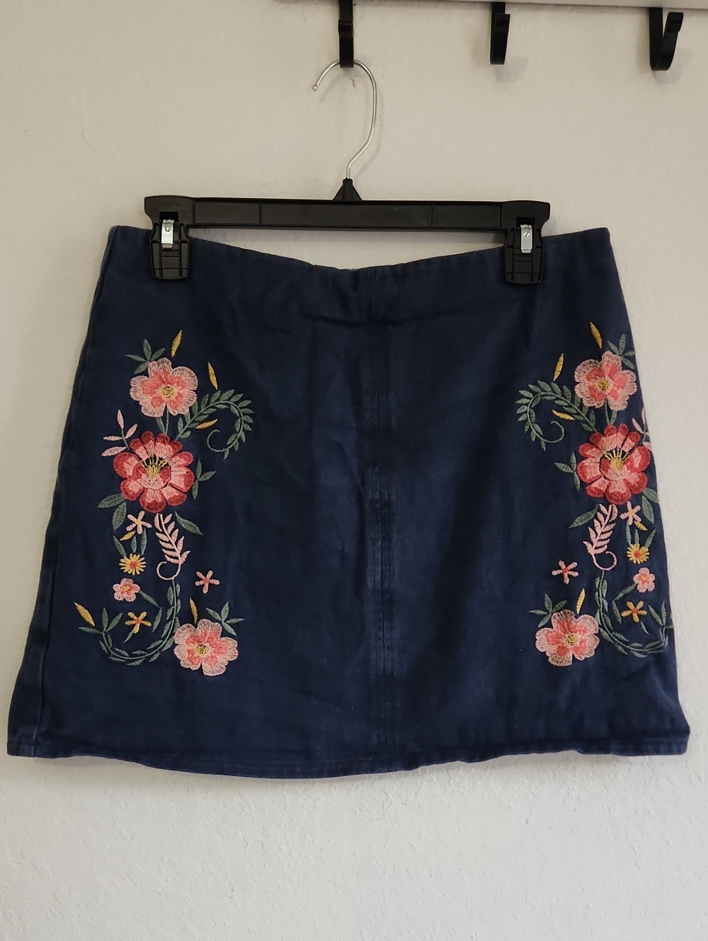 Boho Western Floral Embroidered Dark Wash Denim Mini Skirt L 100% Cotton